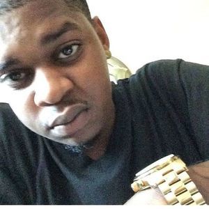 Meet your Posher, Deejai